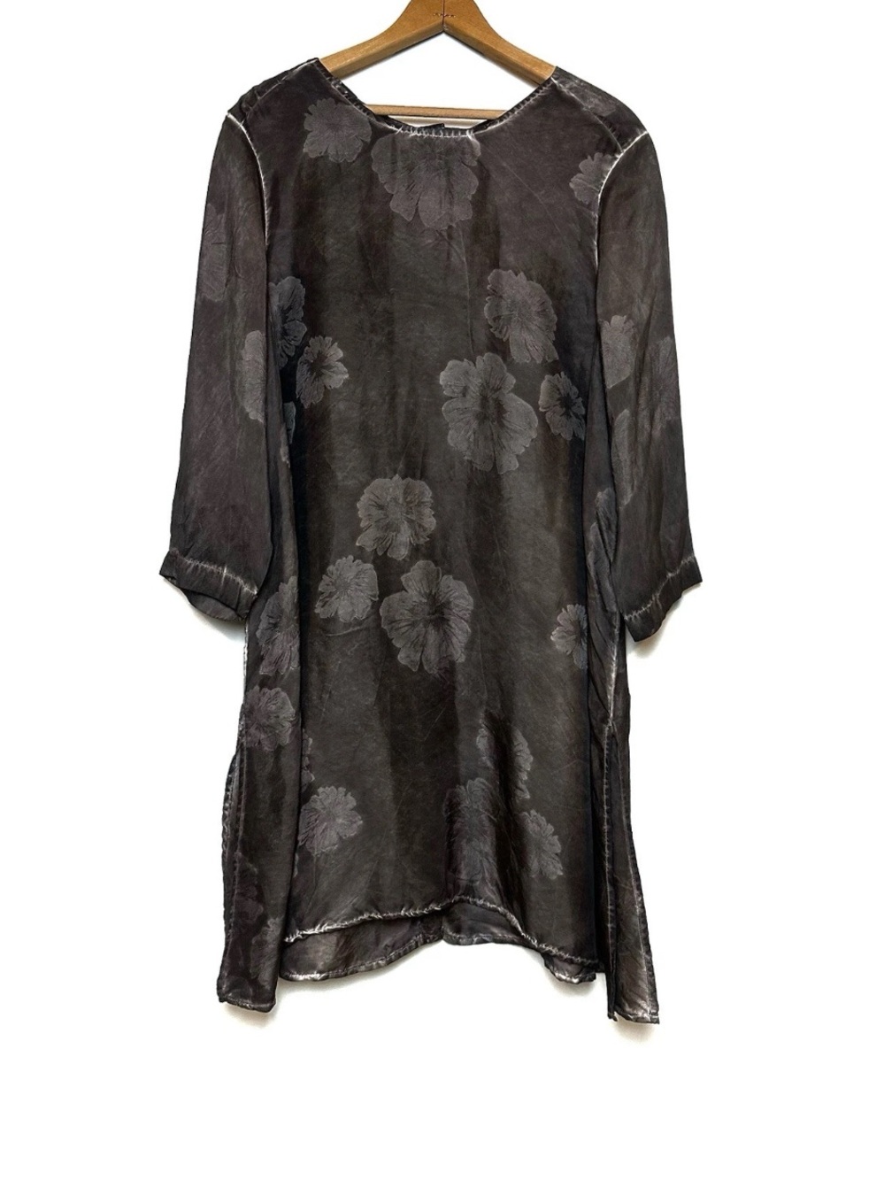Grizas 100% Silk Tunic Black Gray Floral 3/4 Sleeve Lagenlook Button Back